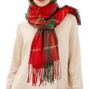 NWOT Luxury Red & Green Plaid Extra Wide Scarf/Shawl with Fringe. Unisex.